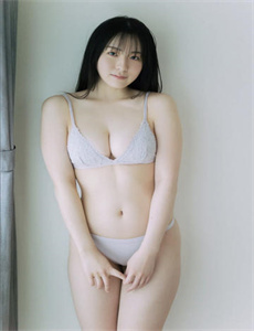 《世界之战2-吸美眉的乳》