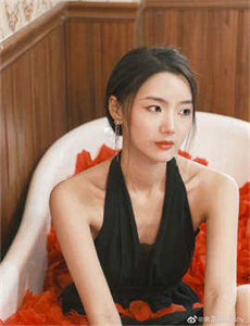 《调教YIN荡女友系列合集-免费观看全黄做爰的视频》