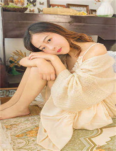 《春暖花开 性 亚洲-老师答错一题少一件衣服》